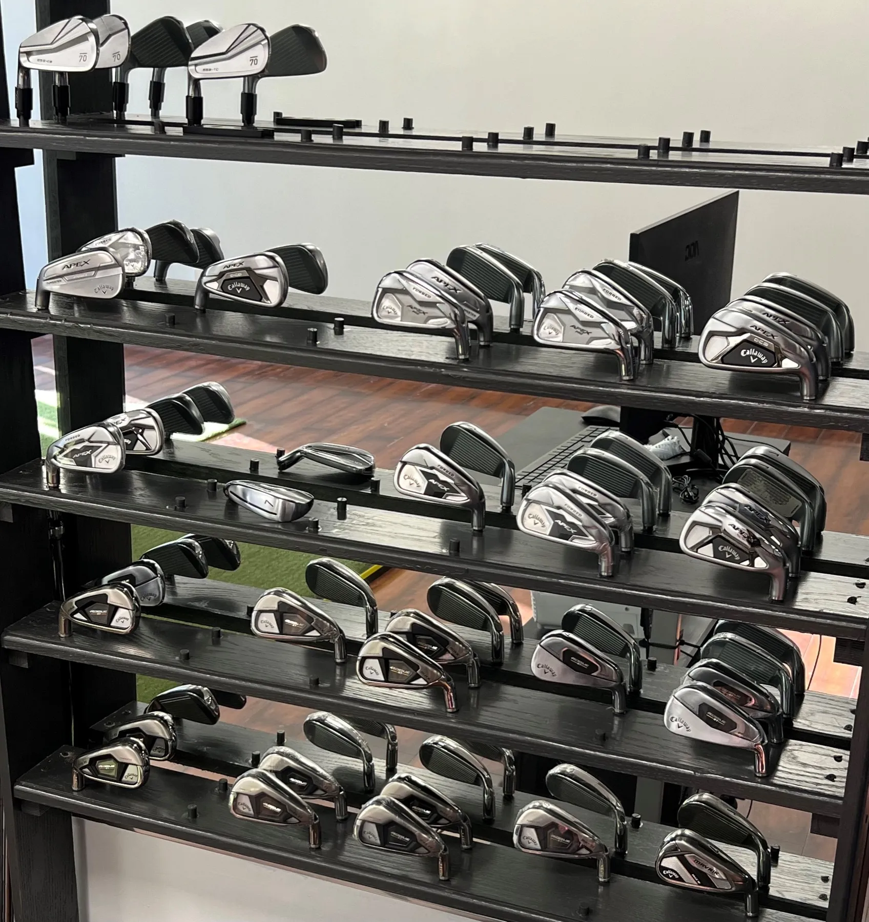 Racks of iron heads for fitting