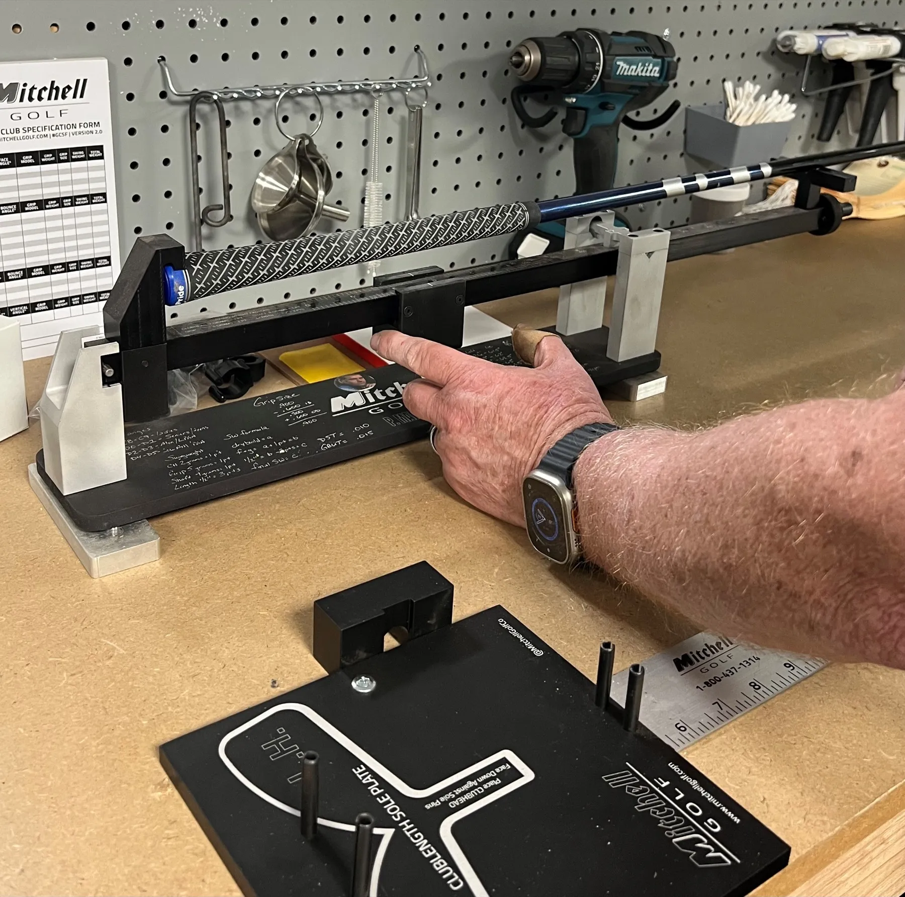 Mitchell Golf loft and lie machine